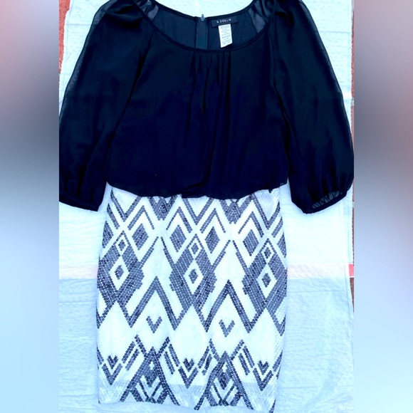 B Darlin Dresses & Skirts - B. Darlin Black & White Sequin Dress. Size 3/4. New with Tags